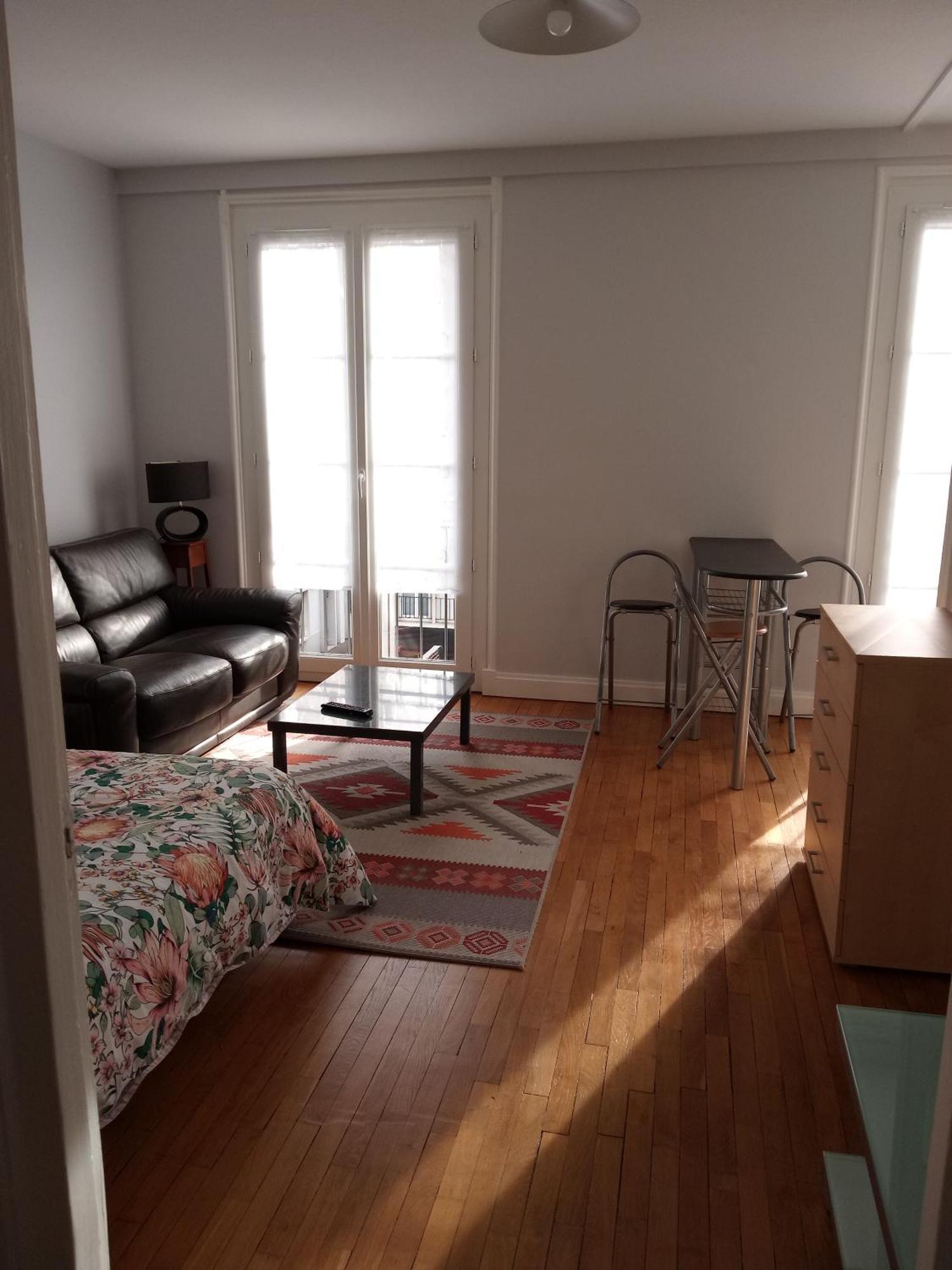 Appartement Perret 105 Rue Victor Hugo, Lumineux, Plein Centre, Parking Prive Arrivee Autonome Tout A Pied Le Havre Exterior photo